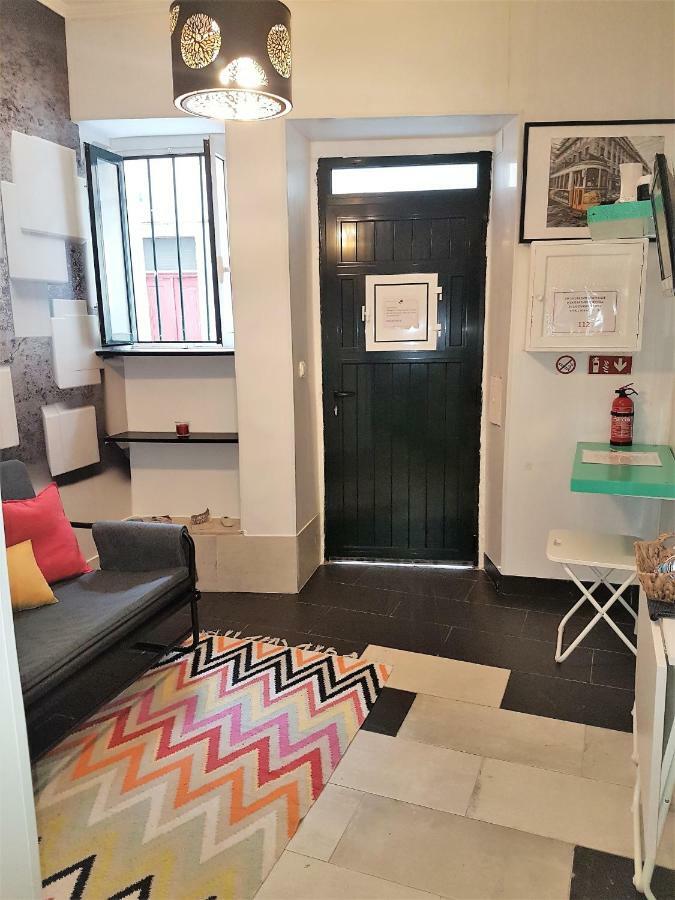 Perfectly Located Apartment In Santa Catarina - Bairro Alto Lisbon Bagian luar foto